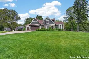 3924 Harbor Breeze Dr, Muskegon, MI 49441 - Photo 5