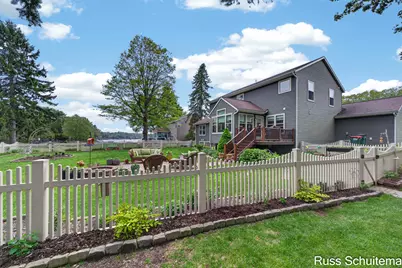 3924 Harbor Breeze Drive, Muskegon, MI 49441 - Photo 63