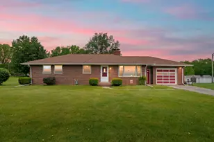 407 E Van Buren St, Gobles, MI 49055 - Photo 1