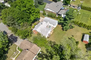 37951 Grantland St, Livonia, MI 48150 - Photo 43