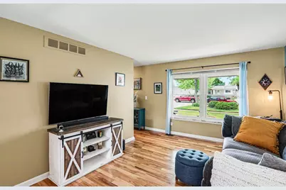 50380 Bower Drive, Chesterfield, MI 48047 - Photo 5