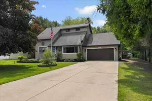 7300 W Victoria Dr, Lake Victoria, MI 48848 - Photo 3