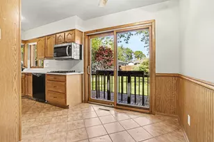 146 Lois Dr, Battle Creek, MI 49015 - Photo 7