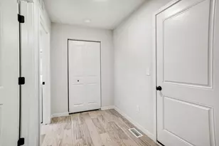 6250 Sumter St, Allendale, MI 49401 - Photo 9