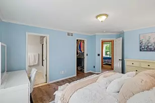 2422 Par Ct, Howell, MI 48843 - Photo 9