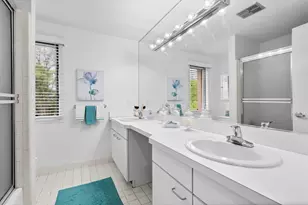 33801 York Ridge St, Farmington Hills, MI 48331 - Photo 37