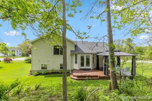 2796 Bryanwood Dr NW, Grand Rapids, MI 49544 - Photo 19