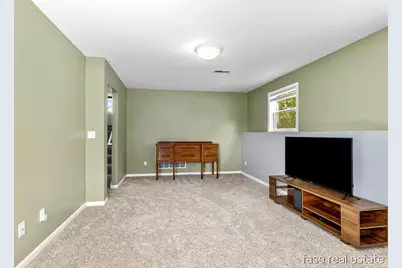 2796 Bryanwood Drive NW, Grand Rapids, MI 49544 - Photo 15