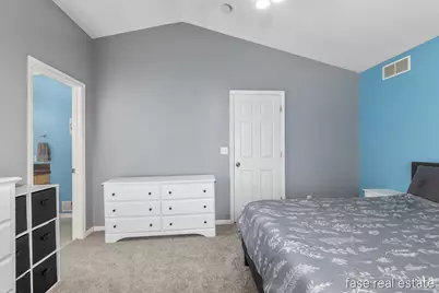 2796 Bryanwood Drive NW, Grand Rapids, MI 49544 - Photo 9