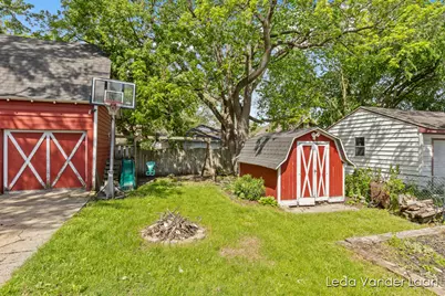 2511 Wyoming Avenue SW, Wyoming, MI 49519 - Photo 27