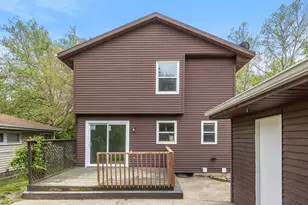 1073 Sweet St NE, Grand Rapids, MI 49505 - Photo 23