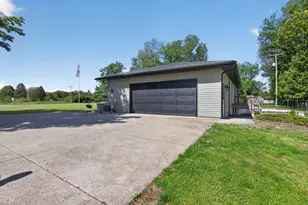 8000 Jefferson Rd, Brooklyn, MI 49230 - Photo 59