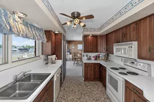 20518 Diamond Shores Dr, Cassopolis, MI 49031 - Photo 11