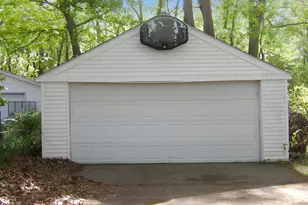 835 Woodland Beach, Battle Creek, MI 49014 - Photo 15