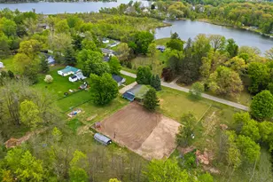 2498 Hemlock Rd, Quincy, MI 49082 - Photo 3