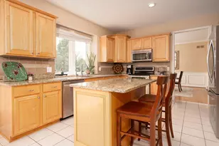 3801 Fawn Dr, Rochester, MI 48306 - Photo 3