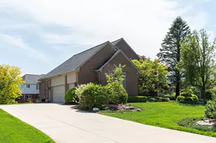 3801 Fawn Dr, Rochester, MI 48306 - Photo 55