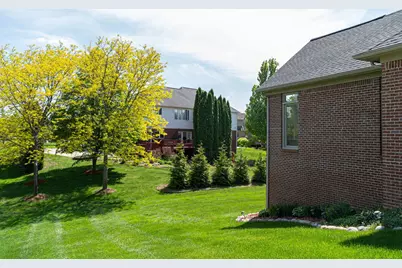 3801 Fawn Drive, Rochester, MI 48306 - Photo 57
