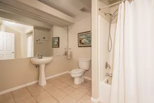 3801 Fawn Dr, Rochester, MI 48306 - Photo 37