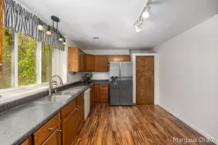 17225 Apache Trail, Howard City, MI 49329 - Photo 9
