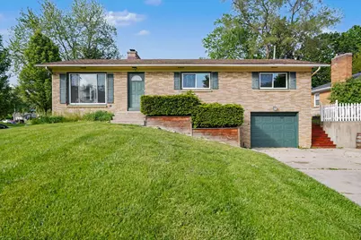2155 Tremont Boulevard NW, Grand Rapids, MI 49504 - Photo 1