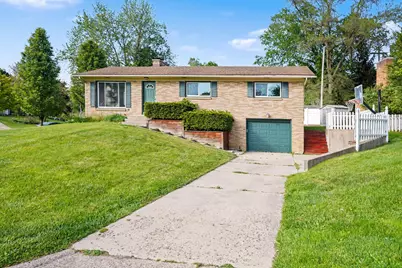 2155 Tremont Boulevard NW, Grand Rapids, MI 49504 - Photo 3