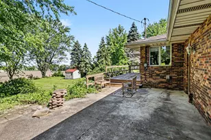 8304 Hollywood Rd, Berrien Springs, MI 49103 - Photo 29