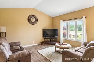 3569 Walnut Park Dr, Hamilton, MI 49419 - Photo 5