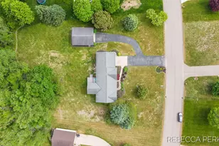 3569 Walnut Park Dr, Hamilton, MI 49419 - Photo 63
