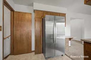 424 Andover St SE, Kentwood, MI 49548 - Photo 7