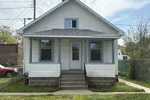1296 Sanford St, Muskegon, MI 49441 - Photo 1