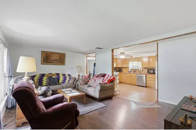 2205 S Broadway Street, Hastings, MI 49058 - Photo 7