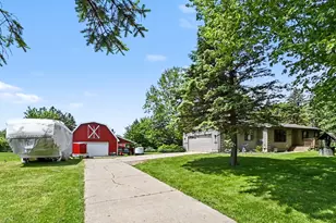 1691 N Michigan Rd, Eaton Rapids, MI 48827 - Photo 3