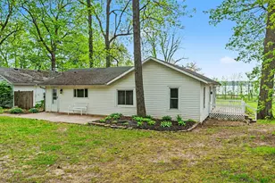6550 E T U Ave, Vicksburg, MI 49097 - Photo 1