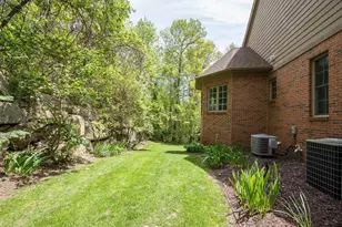 9222 Northpointe Ridge, Brighton, MI 48114 - Photo 85
