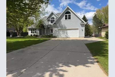 607 Apache Drive, Fremont, MI 49412 - Photo 1