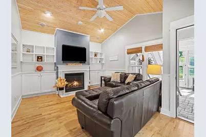 24 Kenneth Street, Pentwater, MI 49449 - Photo 9