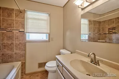 461 Macomb Avenue NW, Grand Rapids, MI 49534 - Photo 13