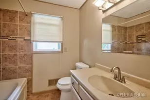 461 Macomb Ave NW, Grand Rapids, MI 49534 - Photo 13