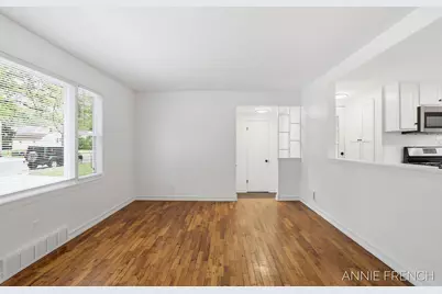 510 Van Raalte Avenue, Holland, MI 49423 - Photo 13