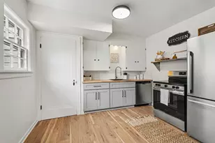1724 Rossman Ave SE, Grand Rapids, MI 49507 - Photo 9