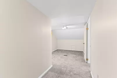 1049 Collier Road, Auburn Hills, MI 48326 - Photo 21