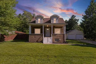 1049 Collier Road, Auburn Hills, MI 48326 - Photo 3