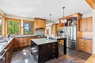 3516 Goodwood Dr SE, Grand Rapids, MI 49546 - Photo 21