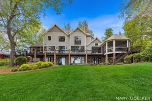 3516 Goodwood Dr SE, Grand Rapids, MI 49546 - Photo 3