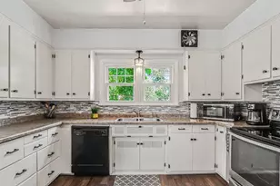 304 Creston Ave, Kalamazoo, MI 49001 - Photo 19