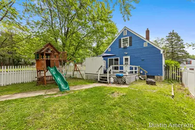 1411 Lewison Avenue NE, Grand Rapids, MI 49505 - Photo 23