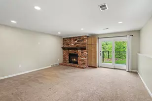 8770 Pettysville Rd, Pinckney, MI 48169 - Photo 9