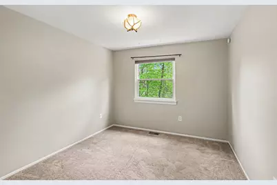 8770 Pettysville Road, Pinckney, MI 48169 - Photo 17