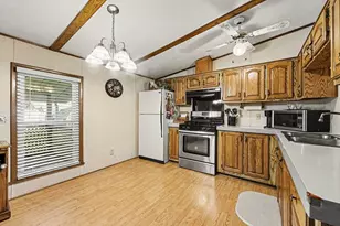 611 Connie Ave, Fremont, MI 49412 - Photo 11